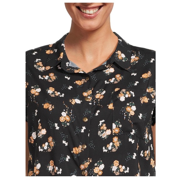 NO BOUNDARIES Shirt Size 2X 19-21 Juniors Tie Front Black Floral New - Picture 3 of 9